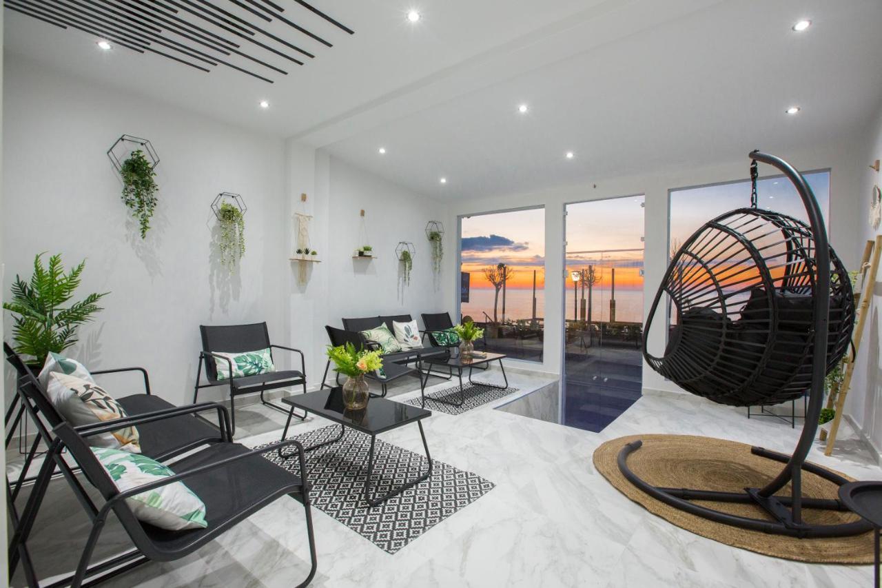 Sea Side Rooms Rhodes City Bagian luar foto