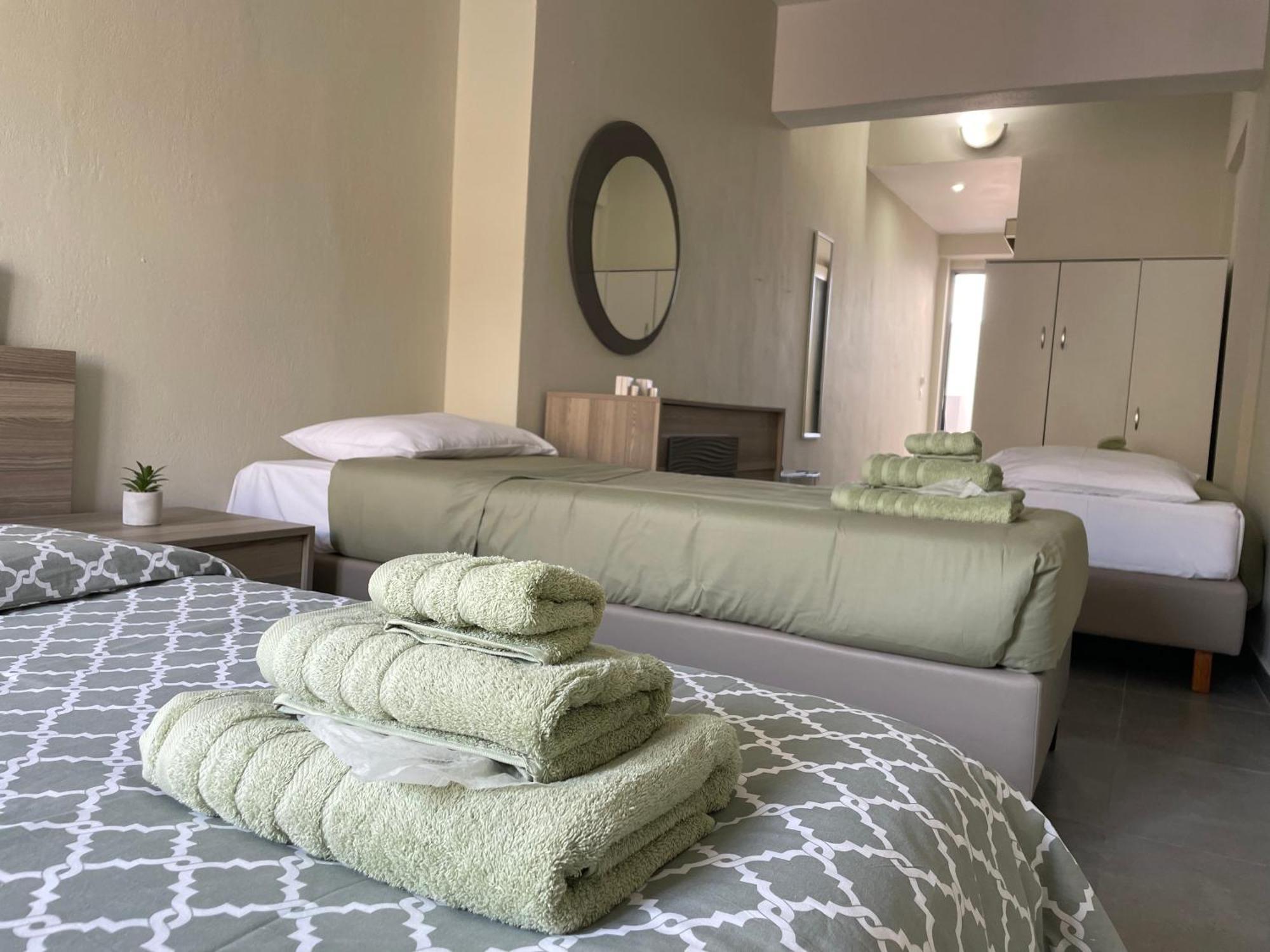 Sea Side Rooms Rhodes City Bagian luar foto