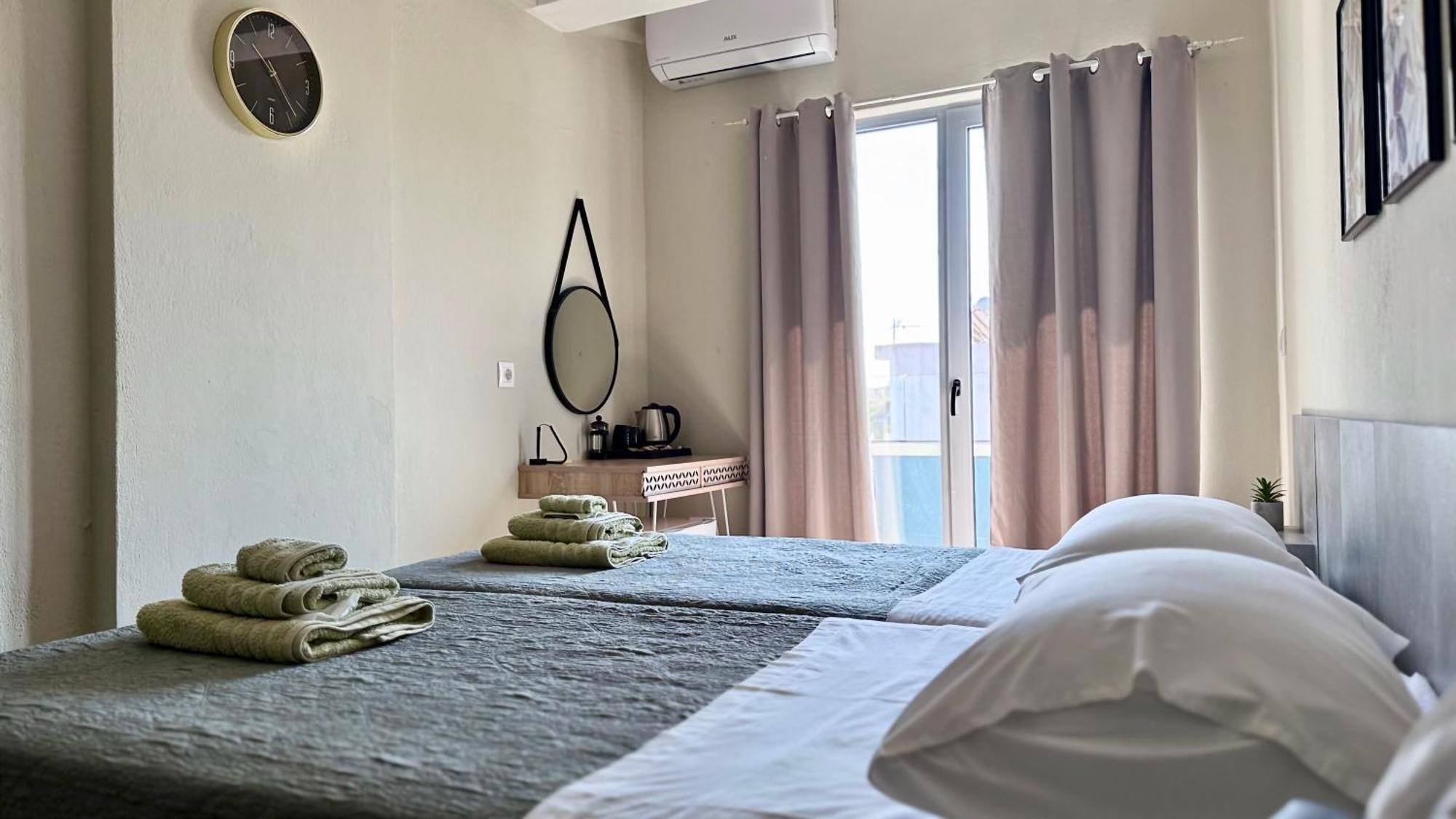 Sea Side Rooms Rhodes City Bagian luar foto